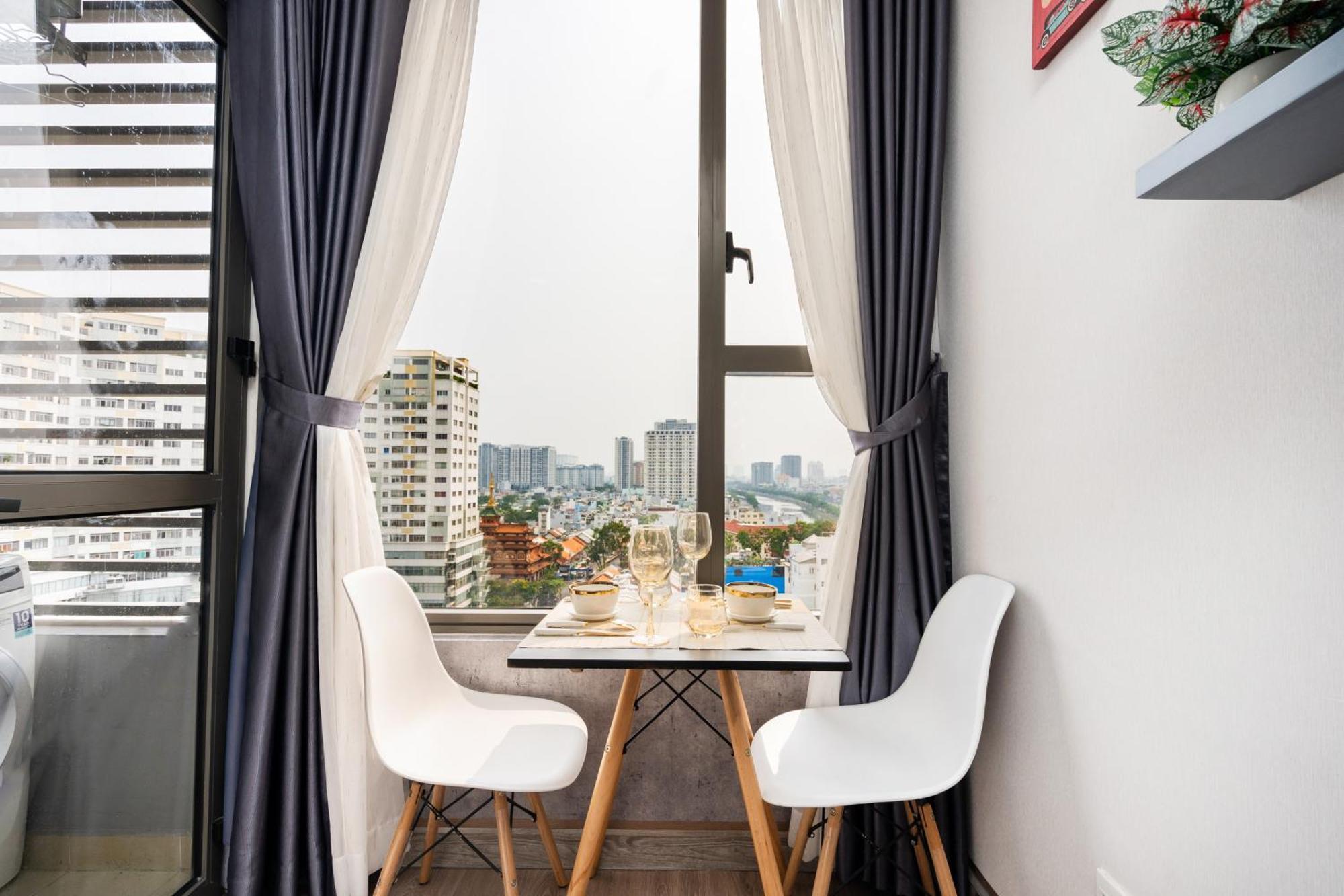Aloha Saigon Apartment - Rivergate Residence Ho Chi Minh City Exterior photo